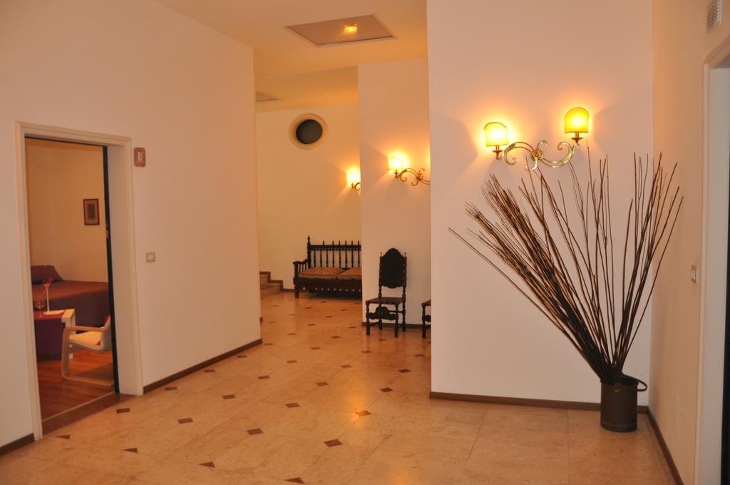 Appartamenti Villa Bellini CTA Exterior foto